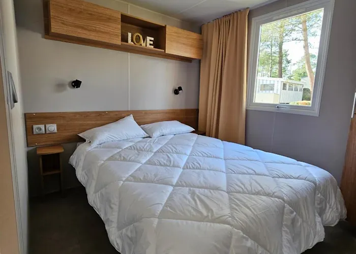 Jolie Mobil 2 Кемпинг Сен-Жан-де-Мон